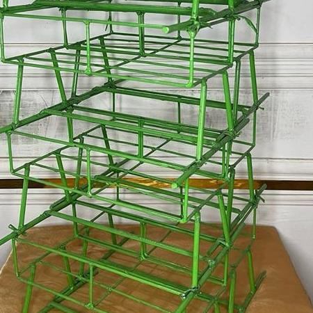 TATAKAN BUNGA DEKORASI TAMAN BESI UNTUK PANGGUNG ATAUPUN LANTAI PELAMINAN