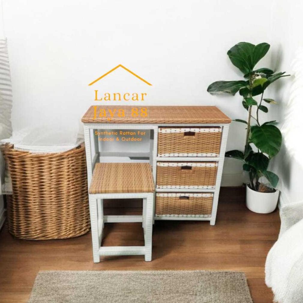 Meja Belajar Anak Minimalis Rotan Sintetis