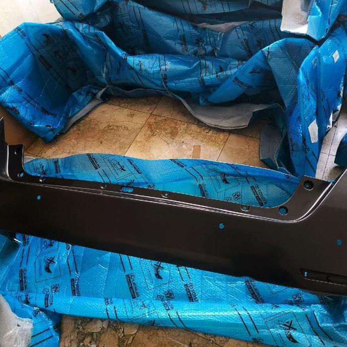 Bumper Bemper Belakang Innova Reborn 2021 Up Original