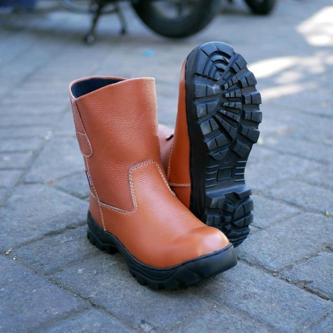 BEBAS ONGKIR - sepatu safety boot edmundo bahan kulit asli ujung besi sol karet anti selip dan anti 