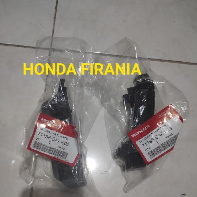 Breket bemper depan Honda Jazz gd3
