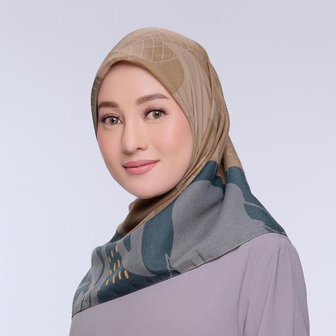 SEVEKIRANA - ZM ZASKIA MECCA MALEA MOCCA SCARF HIJAB SEGI EMPAT WANGI VOAL SYARI