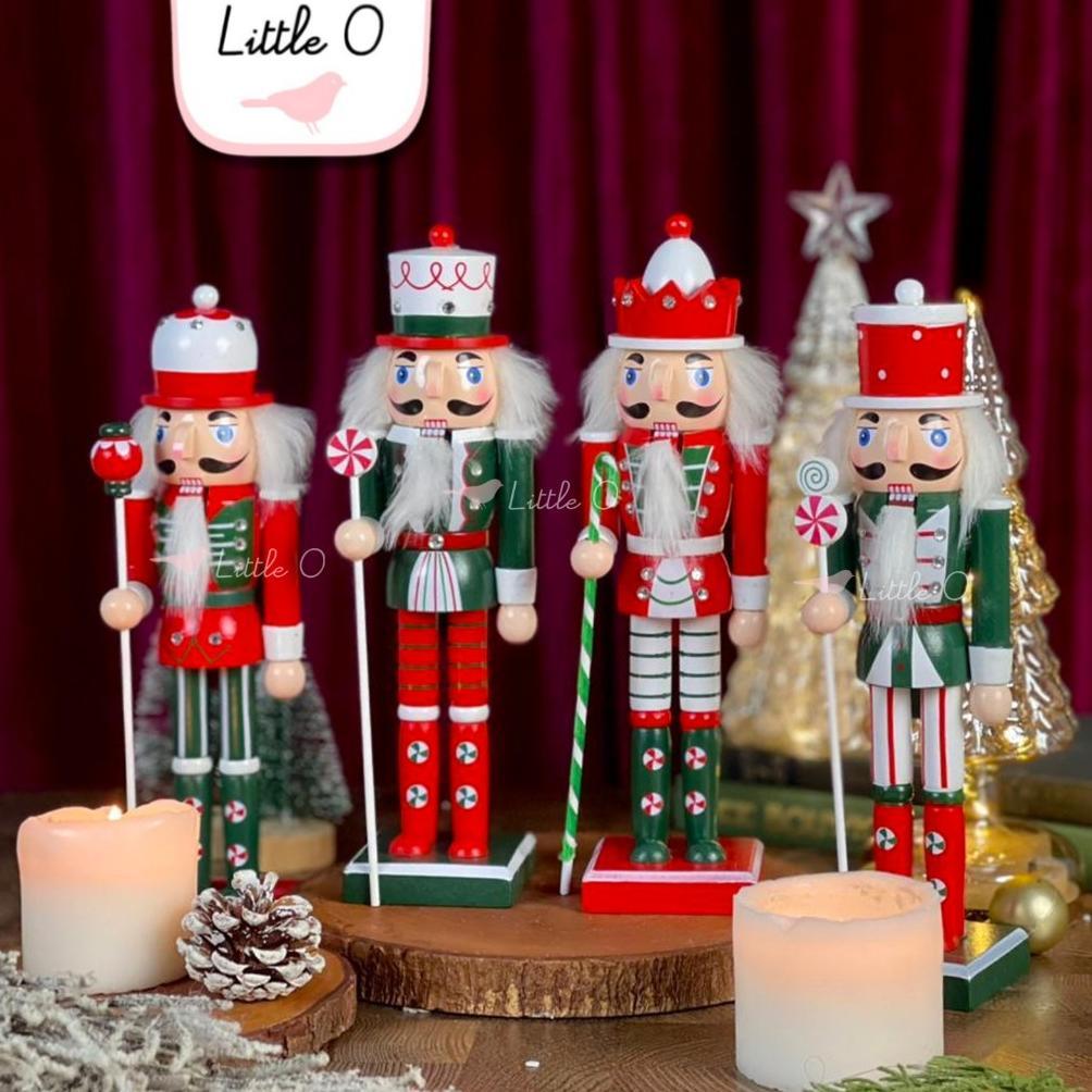 Sekarmeishop Little O Christmas Nutcracker Soldier Patung Natal Dekorasi Natal Hiasan Natal Impor Ak