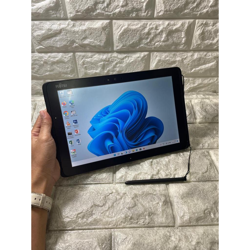 Fujitsu Arrow tablet Q509 celeron Berkualitas