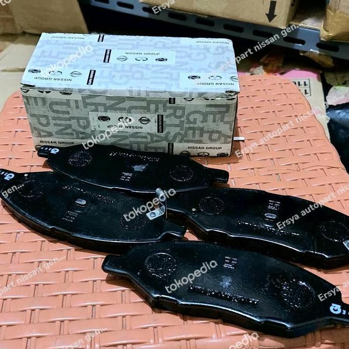 kampas rem grand livina