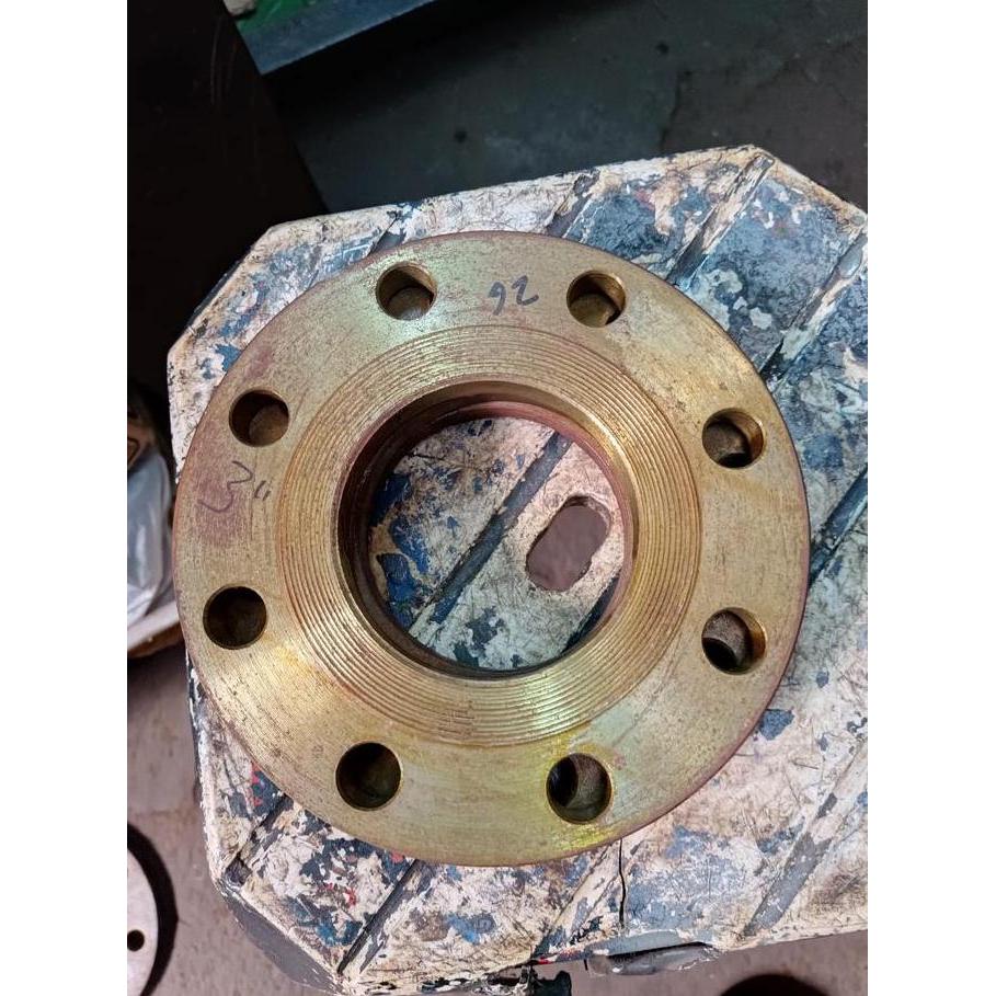 Flange Besi 3" PN16 - Produk dengan Spesifikasi Flange Besi 3" PN16