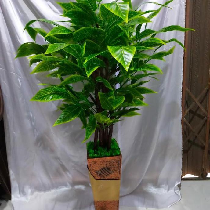 POHON PLASTIK/POHON LUKY 120CM/POHON HIAS/TANAMAN BESAR/ARTIFICIAL