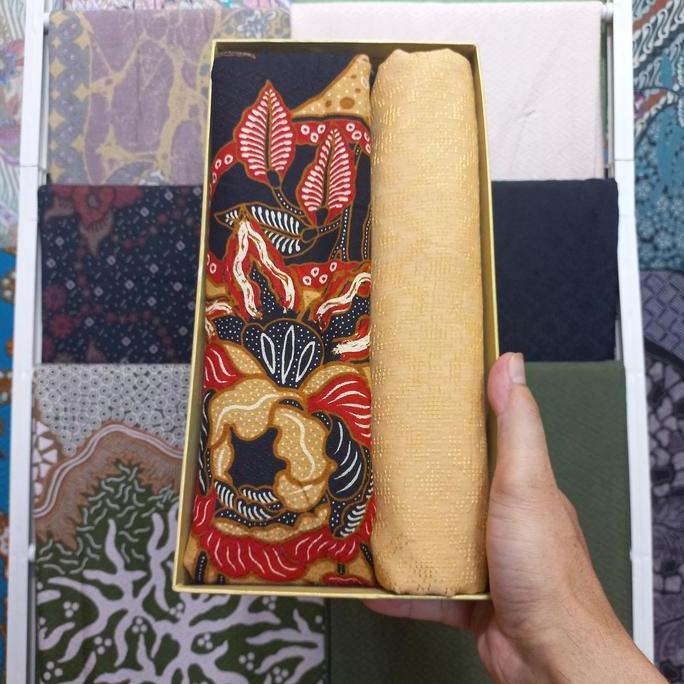 KAIN BATIK DOBBY/BATIK SEMI TULIS/BATIK KLASIK/BATIK SOLO/BATIK LASEM