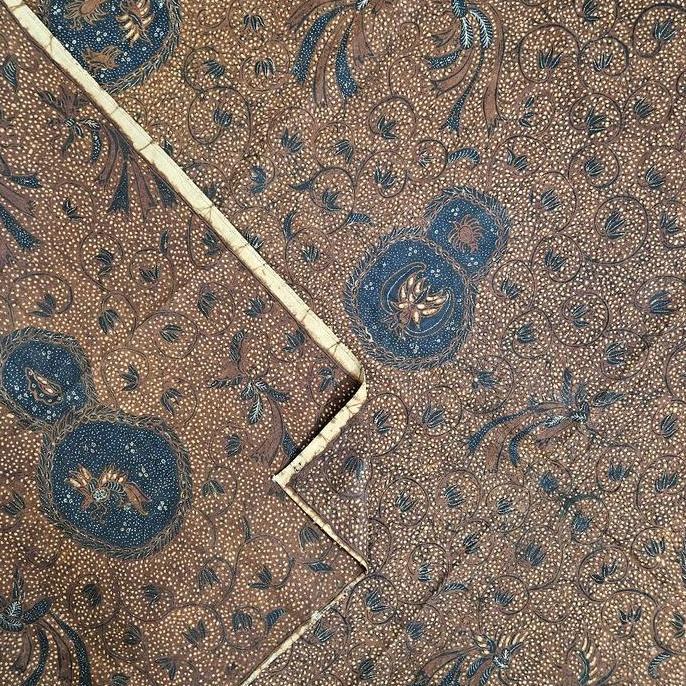 Batik Lawasan Jarik Tulis sogan solo circa1970 batikrtindonesia