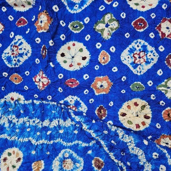 Sutra Jumputan Palembang Setelan Kain dan selendang motif pelangi