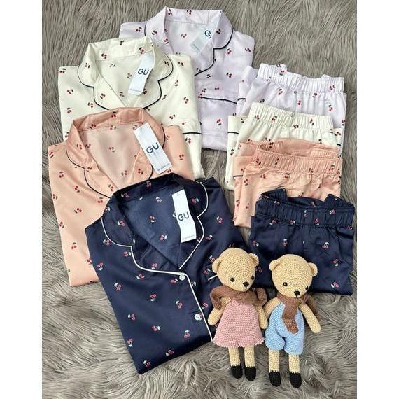 Set Piyama GU by UNIQLO Satin Pajamas Motif Cherry
