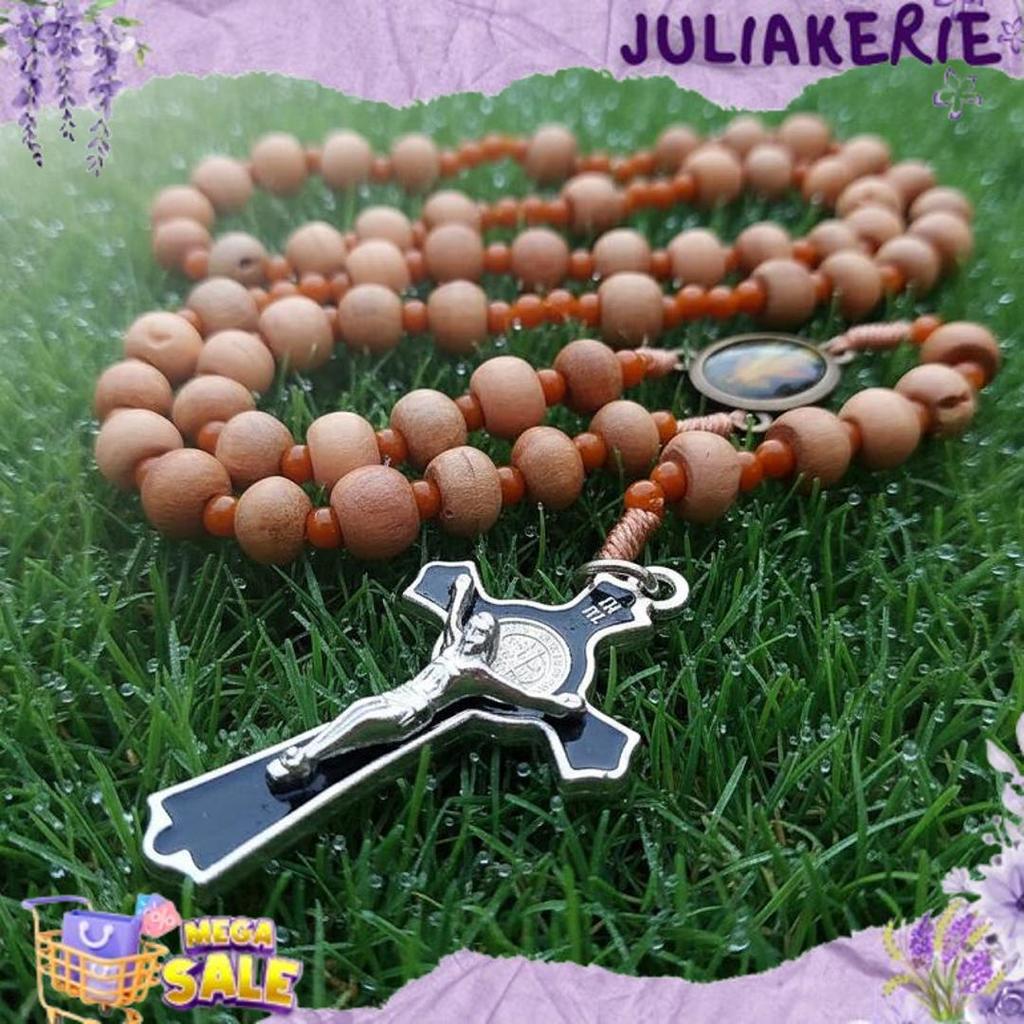 New Produk Kalung Rosario Cendana 77 Bapa Kami Kayu 8Mm Katolik Aksesoris Souvenir Salib Pria Wanita