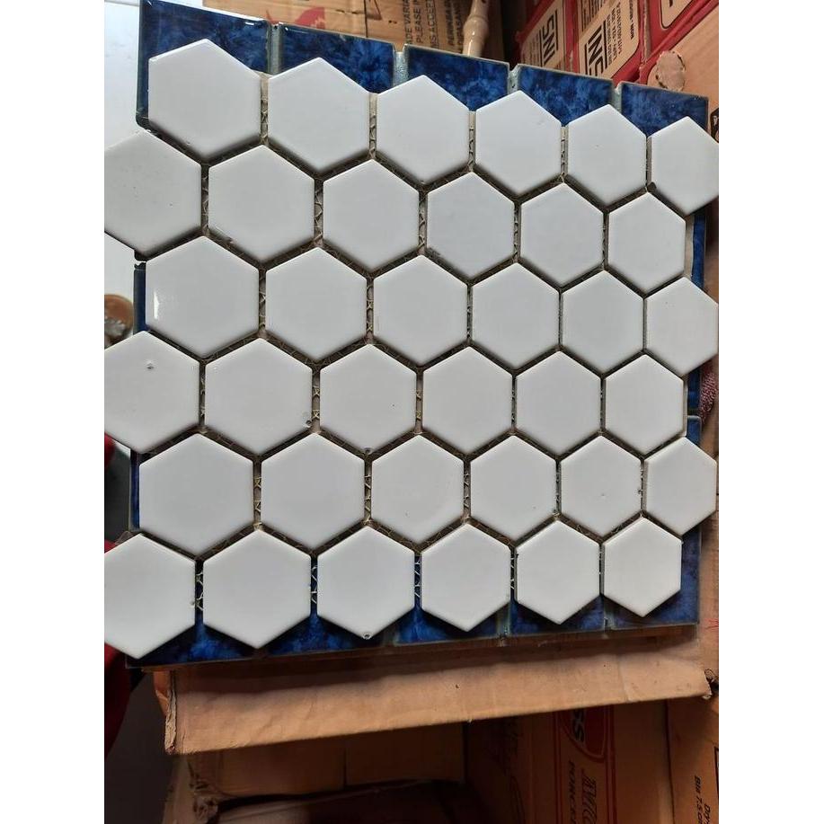Keramik Dinding Dapur / Kitchen Set Hexagonal Putih Glossy HEX2 1100
