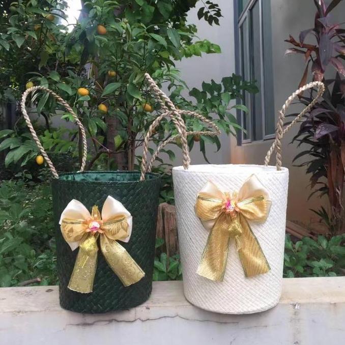 Miliki Tas Keranjang Parcel/ Tas Hampers Kue Kering /Tas Anyaman Pandan