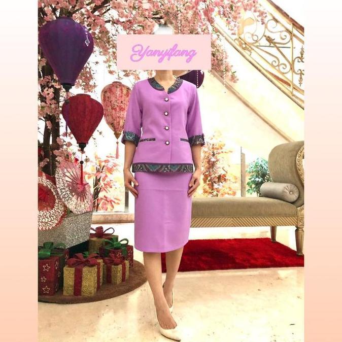 Set blazer wanita ungu