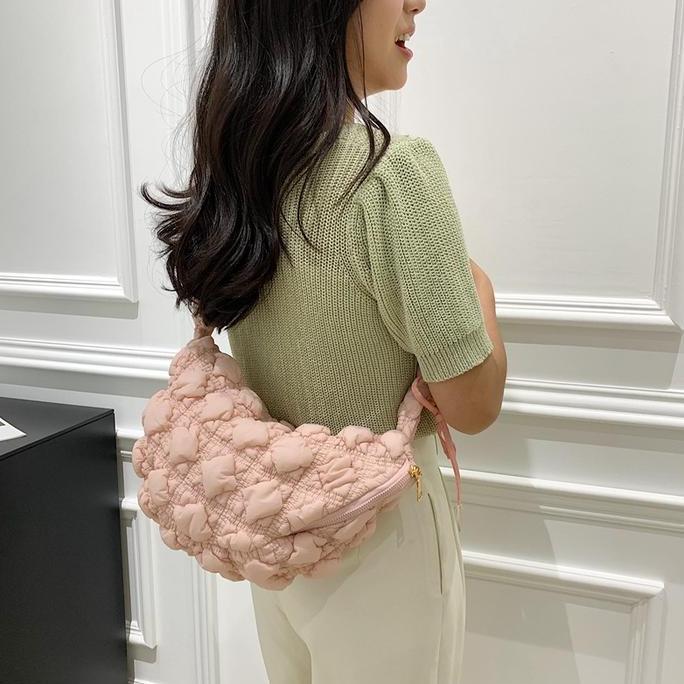 Sylviaori- Carlyn Bag Embos Ada Logo Carlyn Cozy Bag Puffy Sling Bag Wanita Original Import Bangkok 