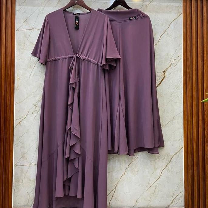 ONE SET ZIANKA // HELIN COLLECTION