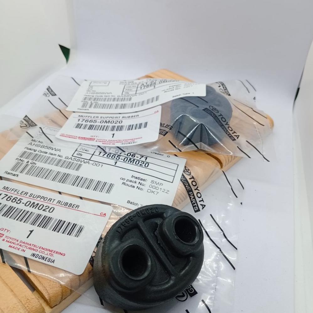 Karet Gantungan Knalpot Mobil Toyota  17565-0M020 Toyota Avanza Xenia Rush Terios Veloz Alya Agya ca