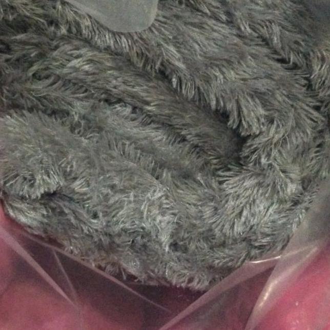 karpet bulu rasfur 160x100 tebal Kain