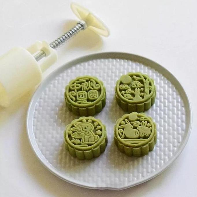 CETAKAN KUE BULAN BULAT KELINCI RABBIT CARTOON MINI MOONCAKE MOLD