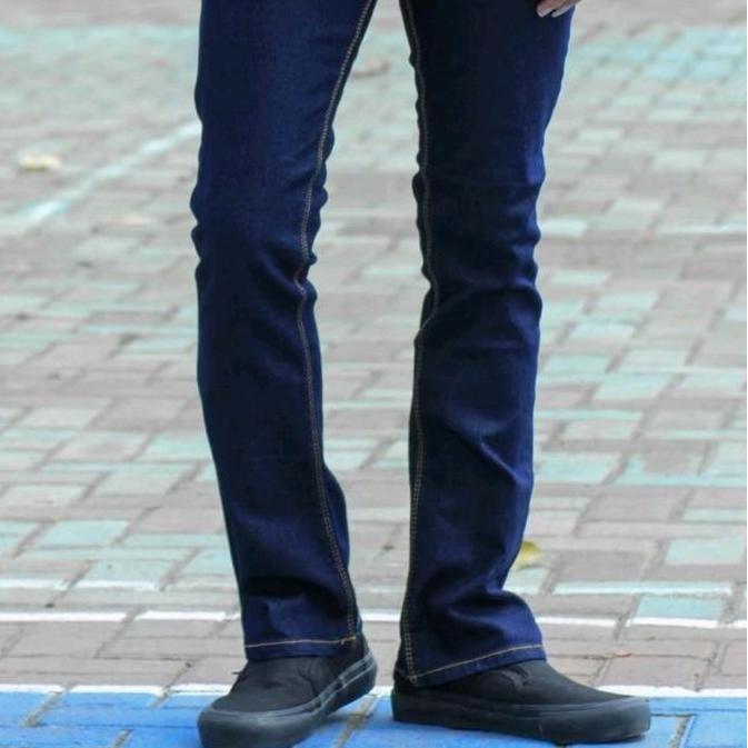 Mntp- Terlaris Celana Jeans Semi Cutbray Biru Dongker Pria/Celana Jeans Cutbray Biru Dongker Pria/Ce