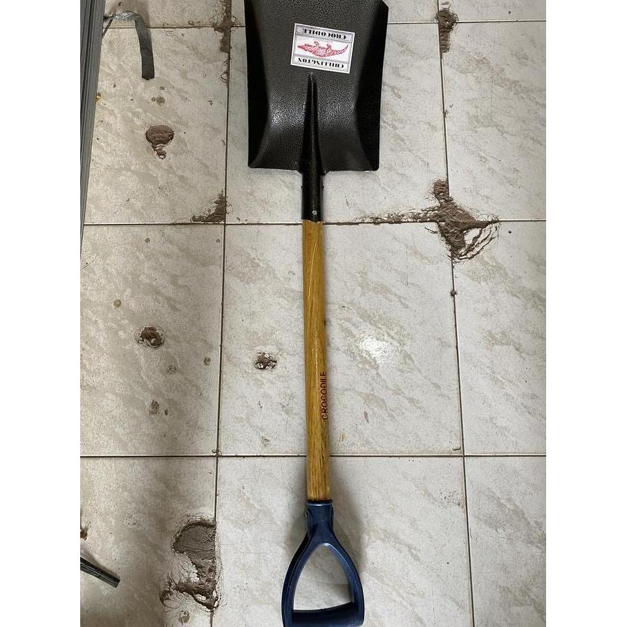 Ytta- Sekop Pasir Crocodile Sekop