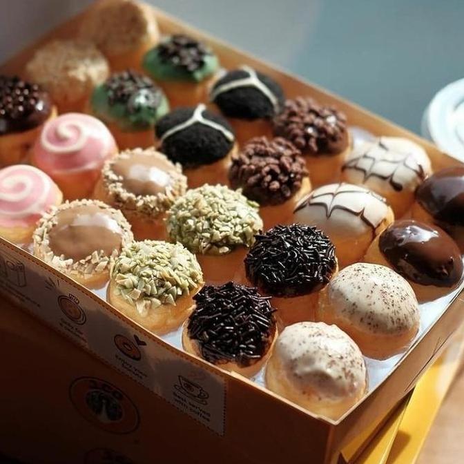 Expert- J CO Donat/ JCO Donut / J CO Donut / J POPS Mini - Dozen