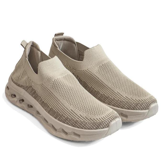 Dr. Kevin Sepatu Sport Pria Men Sneakers Flyknit Slip On 889-093
