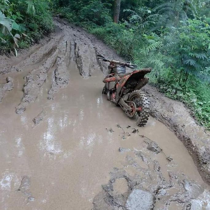 TAS TAS TANKI TAS KTM TAS HUSQVARNA TAS MOTORCROSS TAS TRABAS TAS SLIM KODE 1111