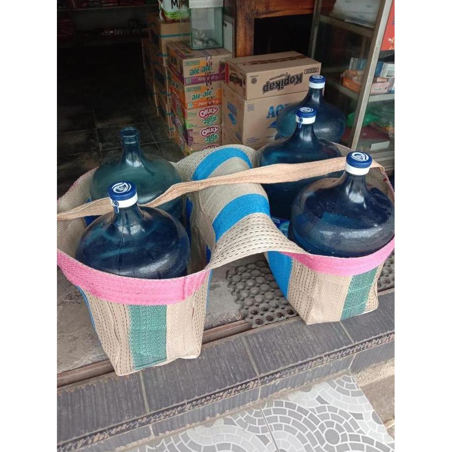 TAS MOTOR KERANJANG OBROK/TAS BRONJONG MOTOR/TAS KERANJANG DI MOTOR/TAS SALES/TAS KURIR/TAS MOTOR JU