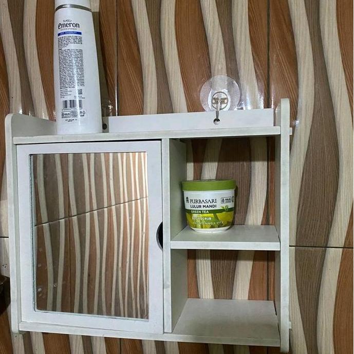 rak dinding cermin gantung kamar mandi makeup