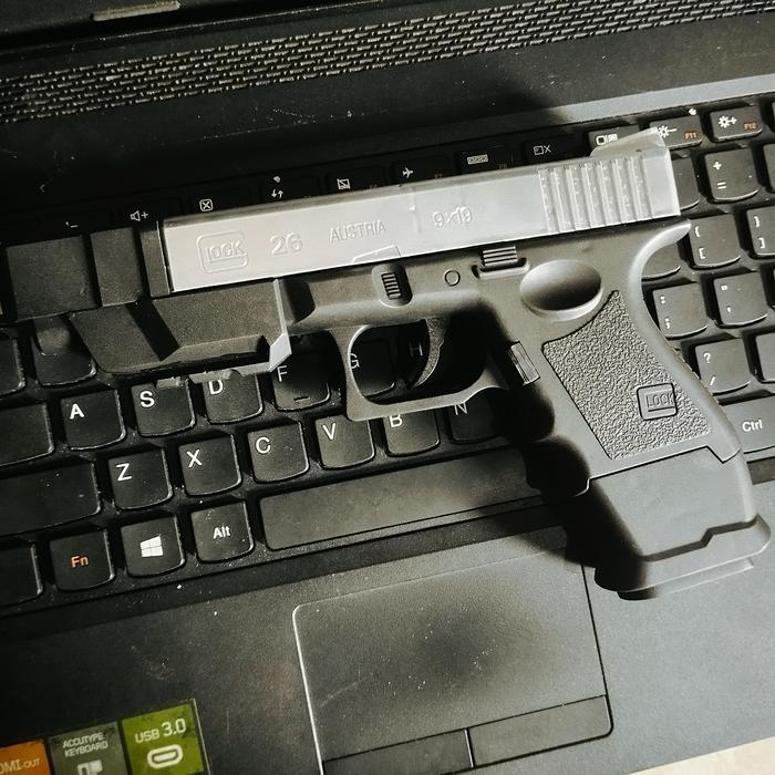 Mainan Pistol Spring Glogk 26 Advance 6Mm Original Dan Terpercaya