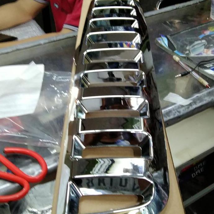 Gril Depan Mobil Model Hummer Rush / Terios Lama 2006 Sampe 2012 Warna Chrome Restock