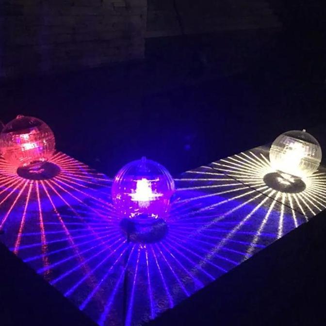 Lampu Apung Tenaga Surya Anti Air Untuk Taman Kolam Renang