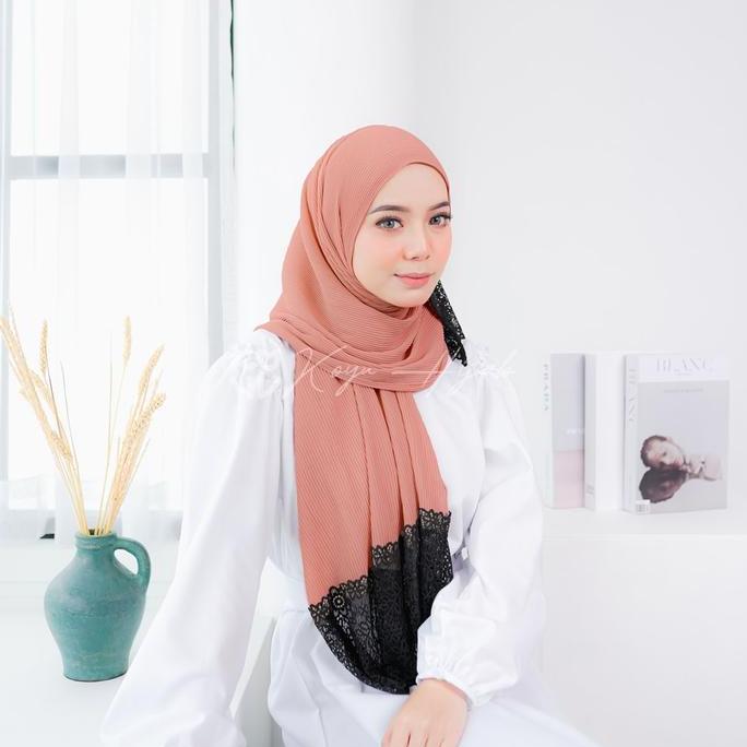 Jual, Koyu Hijab Pasmina Plisket Lace Ceruty (Pasmina Renda Koyu)