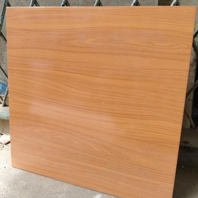 KERAMIK 40X40 URAT KAYU GLOSSY MOTIF AUTENTIC