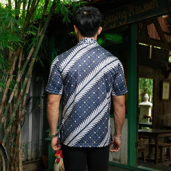 Kemeja Batik Lengan Pendek - Magani Nosweat - Parang Cakra