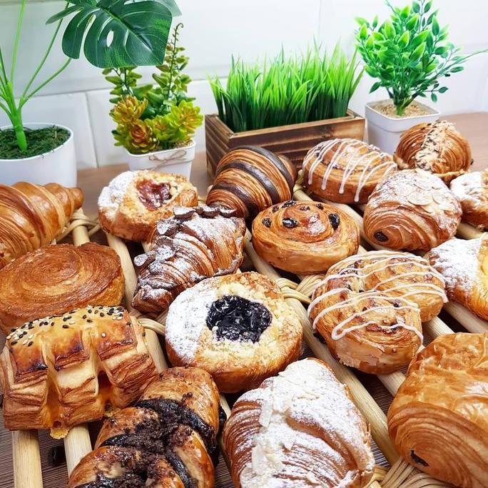 Mini Croissant - Triple Cheese Croissant