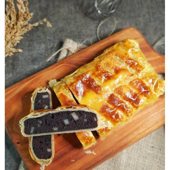 Parsel Ramadan Picnic Roll dan Brownies Pastry Rrarey Bakker Hampers