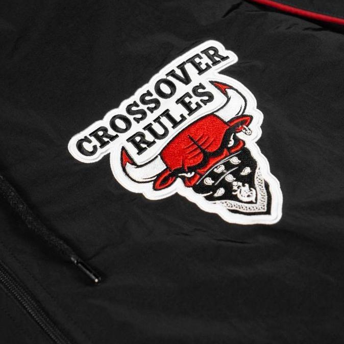 JACKET CROSSOVER "BULLS" BLACK