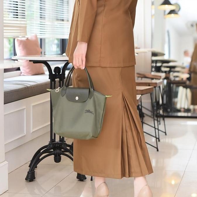 Yahwo Hijab fashion-Setelan Rok Span Pns Pdh Pemda/Seragam Dinas Kheki Pns Asn Wanita Terbaru Bahan 