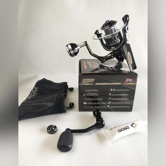 Reel Daido Daimos Pro series Silver and Gold