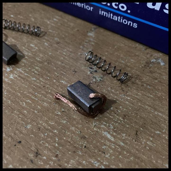 TERBARU CARBON BRUSH ARANG ALTERNATOR ALL CROWN GS120 MS120 MS122 YS120 YS130 