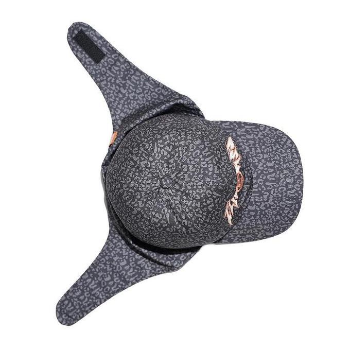 Topi Inverse -  Earflap Cap