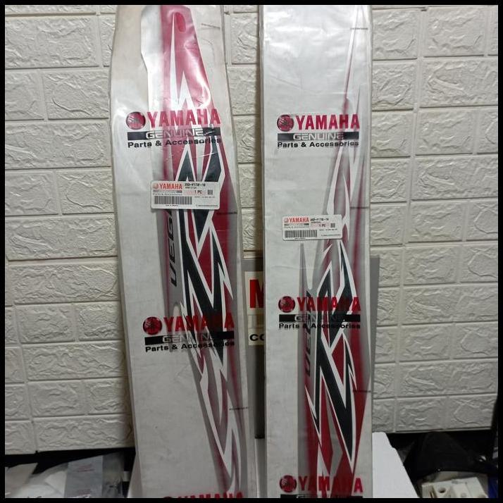 DISKON STRIPING BODI VEGA ZR 2008 35D-F173F/F173E-19 ORIGINAL 