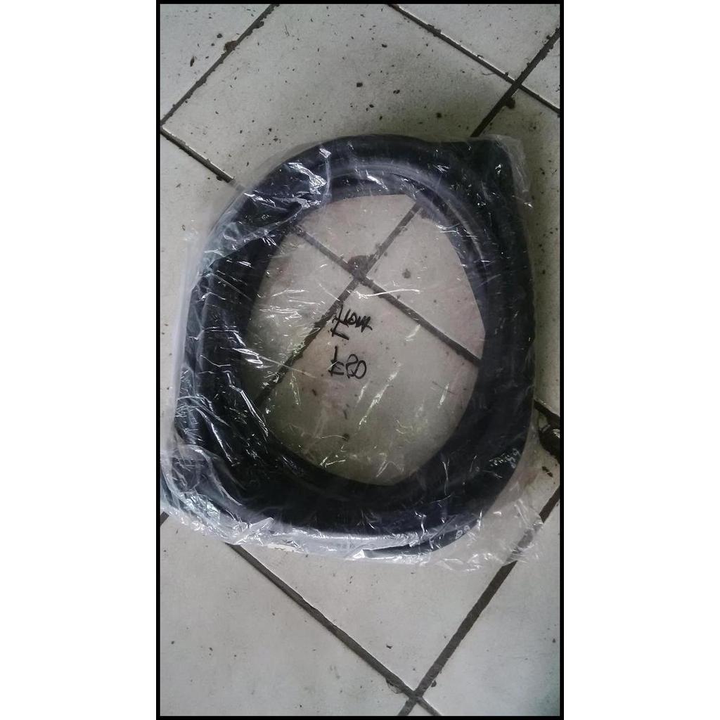 DISKON KARET KACA DEPAN TAFT KEBO F50 - KARET MOBIL 