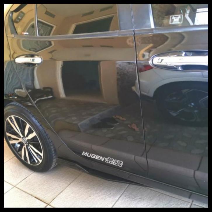 DISKON WINGLET SAMPING VARIASI SAMPING BAWAH MOBIL CALYA SIGRA HITAM GLOSY 