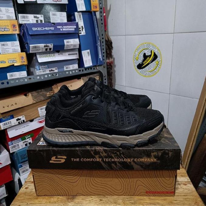 Skechers Outdoor / Trail Arch Fit - Escape Plan Black / Tan