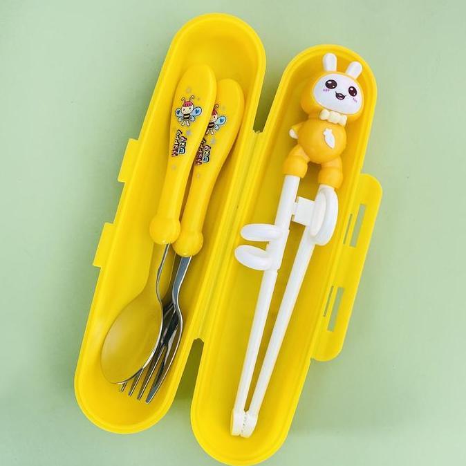 Terpopuler- Set Alat Makan Stainless 4 In 1/ Set Sendok Garpu Sumpit Anak Free Tempat /Sendok Sumpit