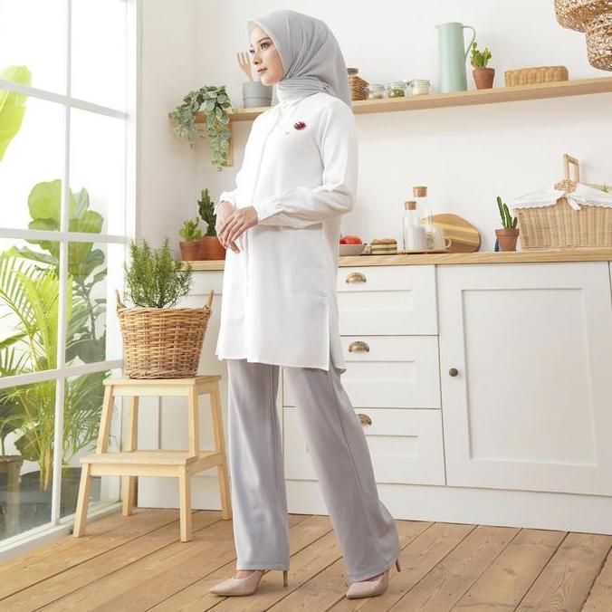 Busananew- Wulfi Atasan Kemeja Tunik Day To Day Katun Cotton Madinah White Kantor Muslim Nyaman Panj